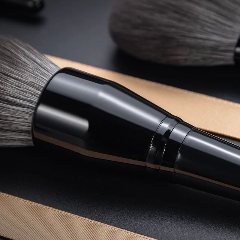 Set 24 pensule profesionale pentru make-up, par sintetic, husa piele ecologica, negru