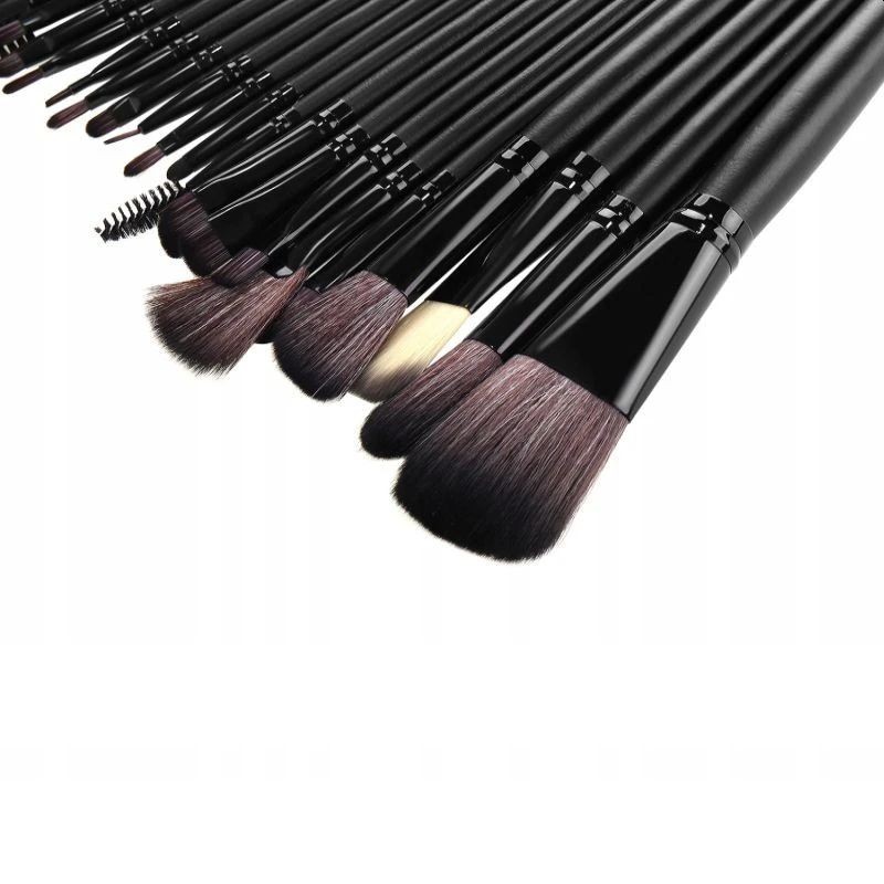 Set 24 pensule profesionale pentru make-up, par sintetic, husa piele ecologica, negru