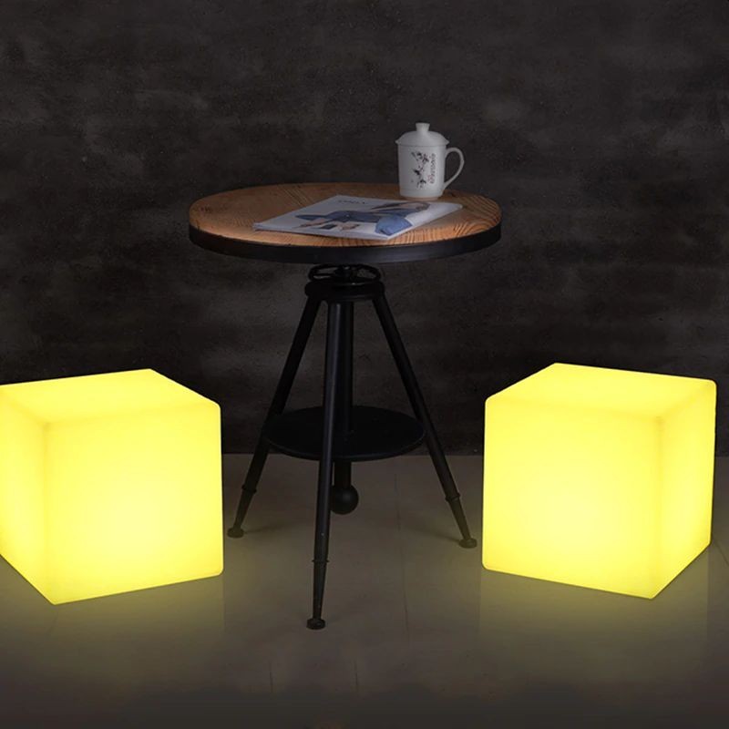 Taburet tip cub iluminat led, 40x40 cm, 16 culori, 4 moduri, control telecomanda
