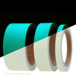 Banda fosforescenta luminoasa autoadeziva glow turquoise latime 4 cm