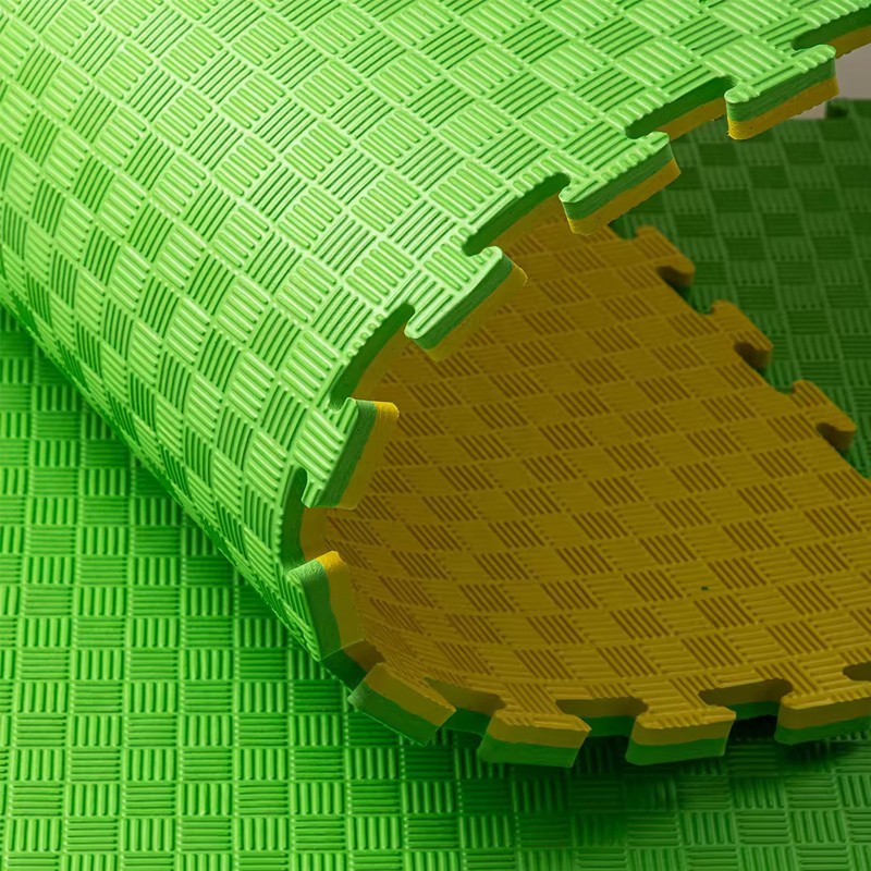 Covor tip puzzle xxl, spuma eva, 100x100 cm, grosime 2 cm, antiderapant, bicolor culoare produs galben/verde