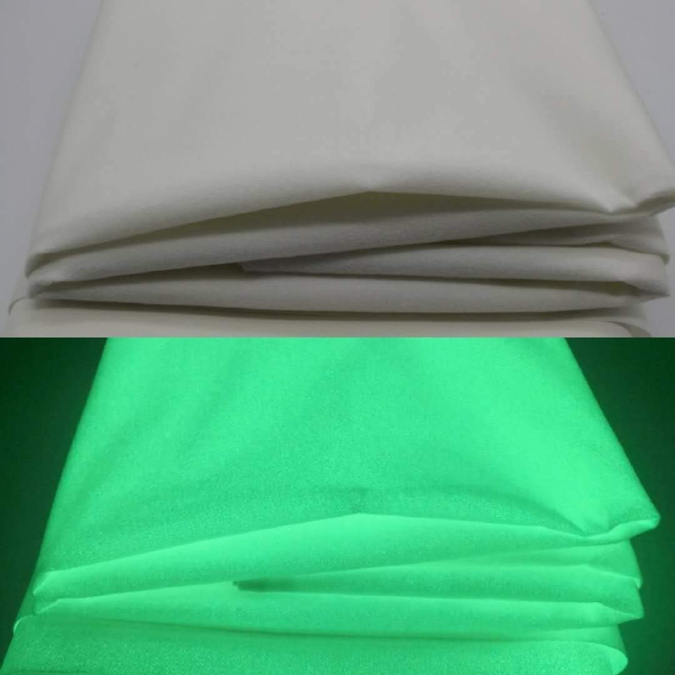 Material textil verde glow luminescent, 1.45 mp, lavabil, 190g/mp