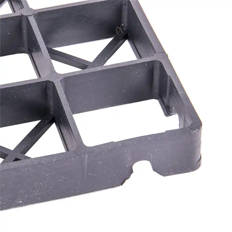 Pavela grila ecologica, capacitate 180 t/mp, gratar h30, 33x33x3 cm, pp si pe, neagra