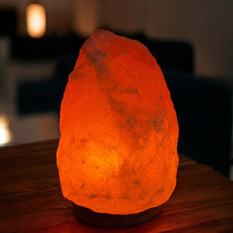 Lampa de sare decorativa, 5-6 kg, baza din lemn