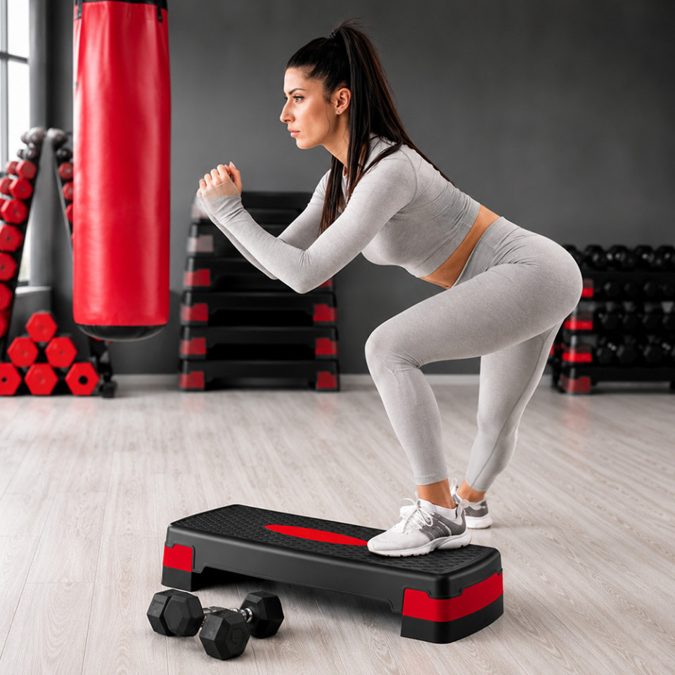 Stepper aerobic reglabil pe inaltime 2 niveluri, platforma fitness antiderapanta, 68x28x10/15 cm