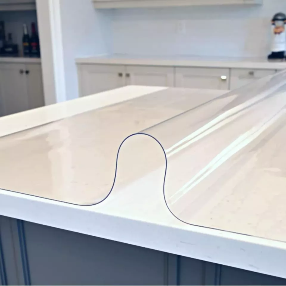 Protectie pvc pentru mobilier, transparenta, 1.2x1 metru, grosime 0.5 mm