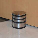 Opritor pentru usa, inaltime diametru 7 cm, otel masiv, insertii cauciuc, 1 kg