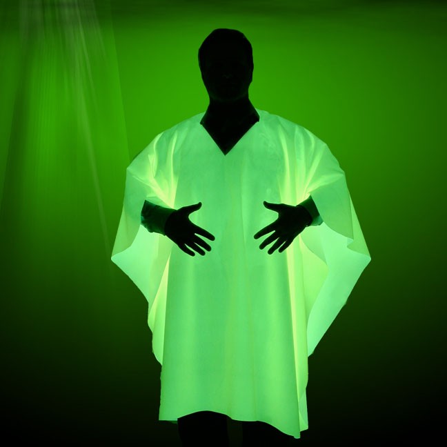 Material textil verde glow luminescent, 1.45 mp, lavabil, 190g/mp