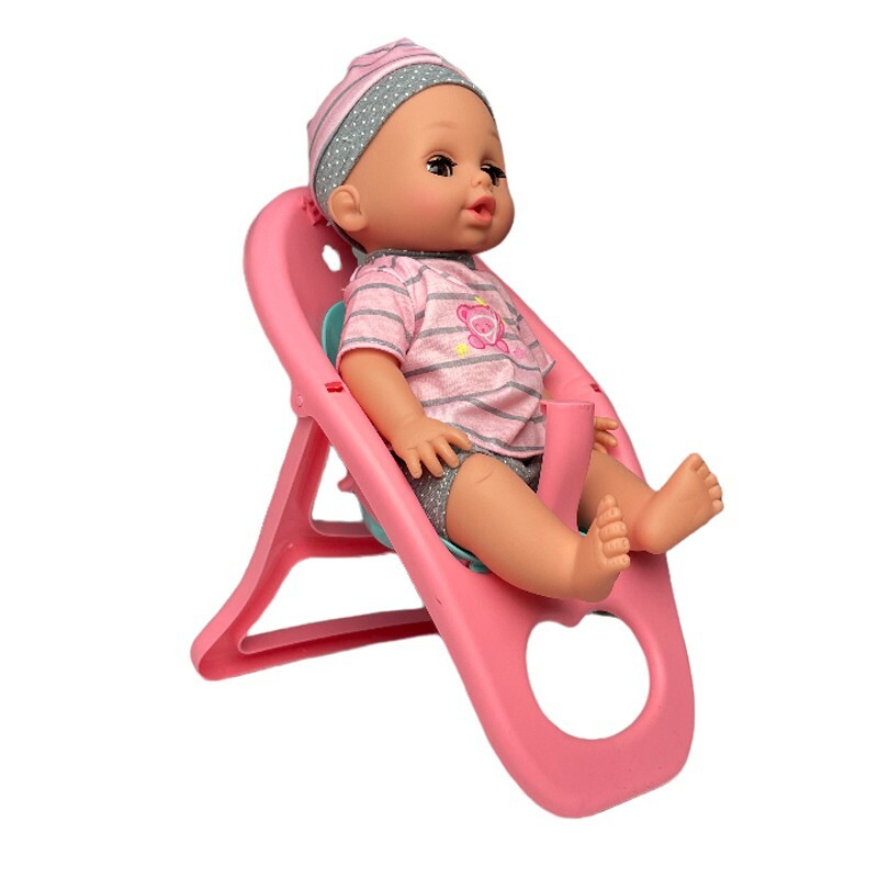 Papusa interactiva 35 cm, bea apa, face pipi, 12 sunete, 14 accesorii, leagan, scaun de masa, cadita baie